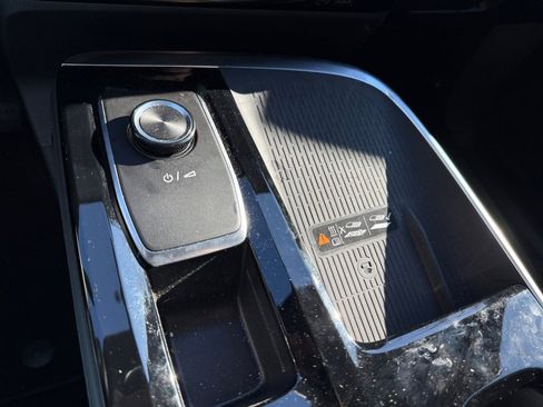 New 2025 Buick Enclave Sport Touring w/ Power Package image 19