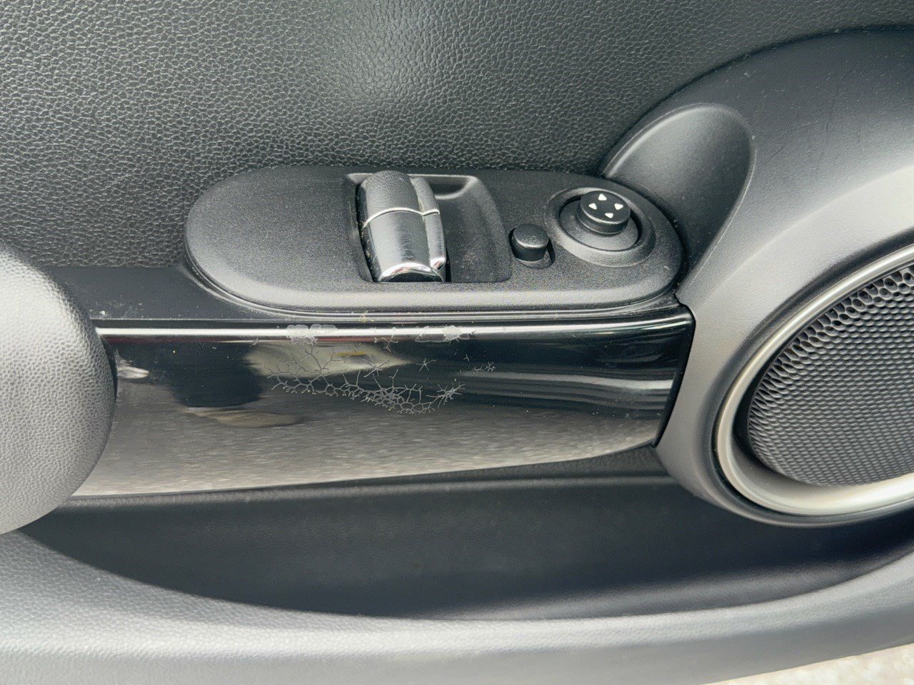 Used 2014 MINI Cooper S FWD image 15