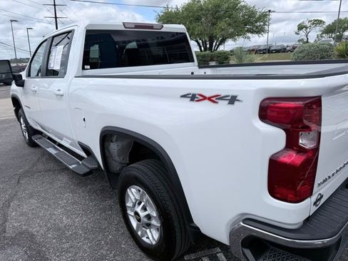 Certified 2025 Chevrolet Silverado 2500 LT w/ Convenience Package image 19