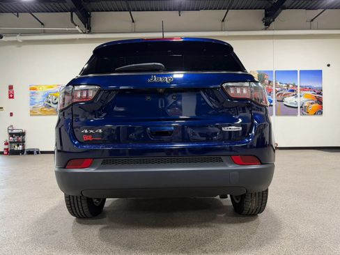 Used 2021 Jeep Compass Latitude AWD/4WD image 18