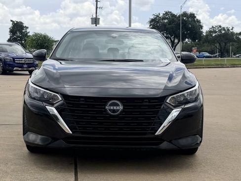 Used 2025 Nissan Sentra S FWD image 3