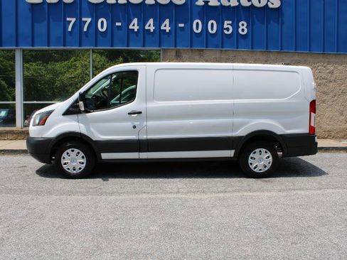 Used 2017 Ford Transit 150 130 Low Roof image 25