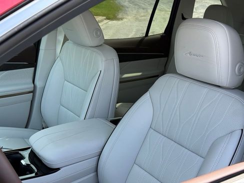 New 2026 Buick Enclave Avenir w/ Super Cruise Package FWD image 15