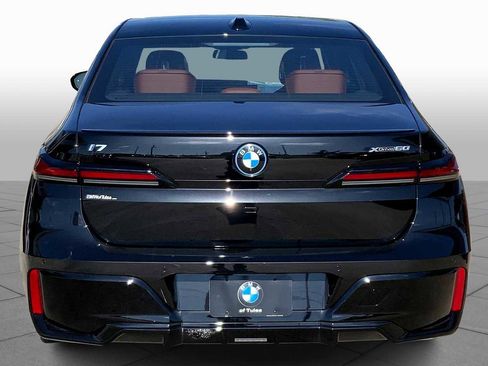 New 2025 BMW i7 xDrive60 image 4