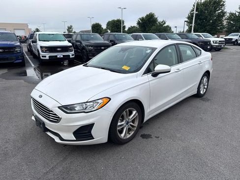 Used 2019 Ford Fusion SE FWD image 3