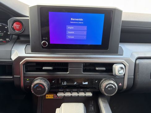 Certified 2025 Toyota 4Runner TRD Off-Road AWD/4WD image 14
