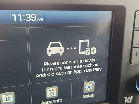 Used 2020 Hyundai Santa Fe SE image 25