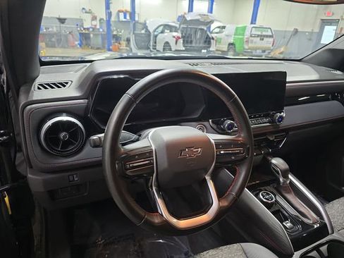 Used 2023 Chevrolet Colorado Z71 w/ Z71 Convenience Package 2 image 18