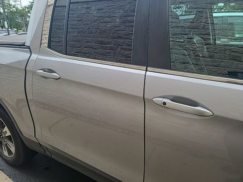 Used 2019 Honda Ridgeline RTL image 9