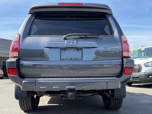 Used 2005 Toyota 4Runner Limited image 25
