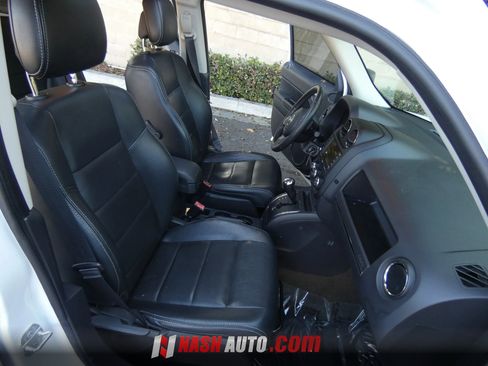 Used 2016 Jeep Patriot High Altitude FWD image 27