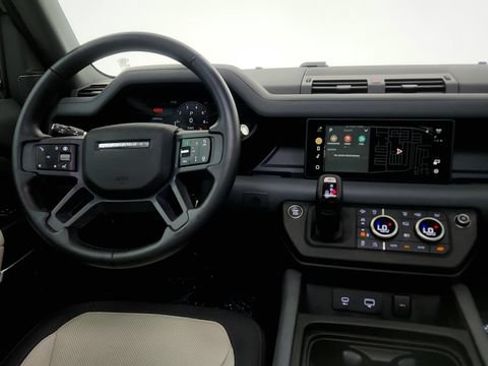Used 2024 Land Rover Defender 110 X-Dynamic SE AWD/4WD image 49