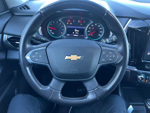 Certified 2020 Chevrolet Traverse LT image 16