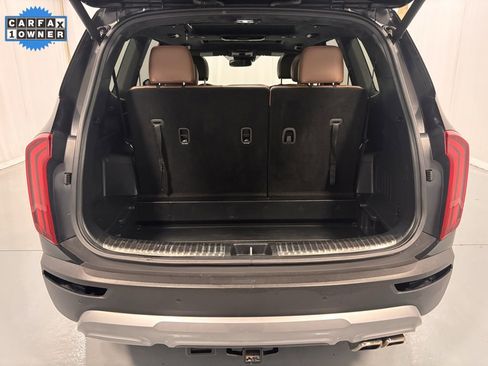 Used 2020 Kia Telluride SX w/ SX Prestige Package image 27