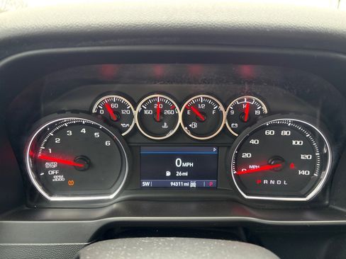 Used 2020 Chevrolet Silverado 1500 LT image 13