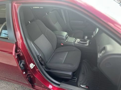 Used 2023 Dodge Charger SXT w/ Blacktop Package AWD/4WD image 28