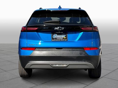 Certified 2023 Chevrolet Bolt EUV LT FWD image 4