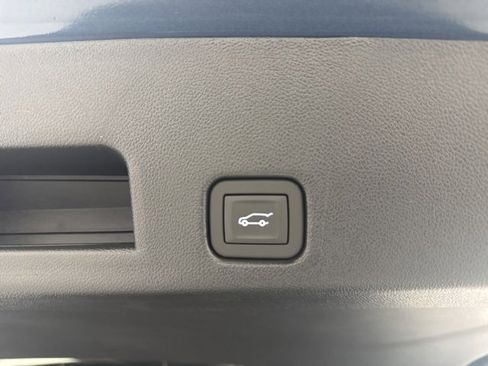 New 2026 Chevrolet Traverse LT w/ Sun and Wheel Package image 30