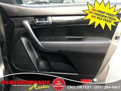 Used 2012 Kia Sorento LX w/ Convenience Pkg image 27