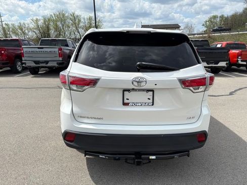 Used 2014 Toyota Highlander XLE FWD image 8