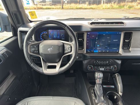 Used 2021 Ford Bronco First Edition AWD/4WD image 17