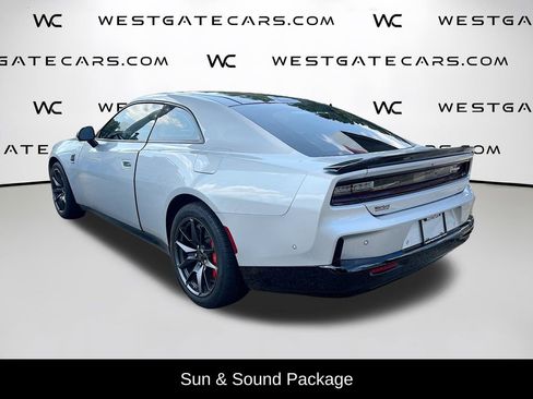 New 2024 Dodge Charger R/T Scat Pack w/ Plus Group image 5