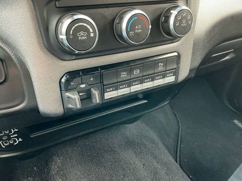 Used 2024 RAM 3500 Tradesman w/ Chrome Appearance Group image 22