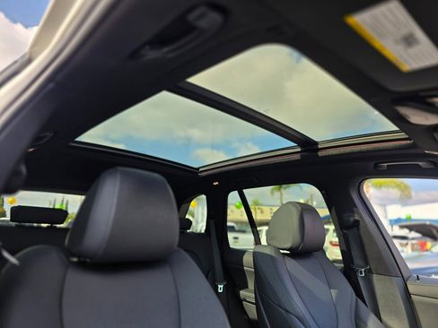 Used 2021 BMW X5 xDrive40i w/ Premium Package image 12