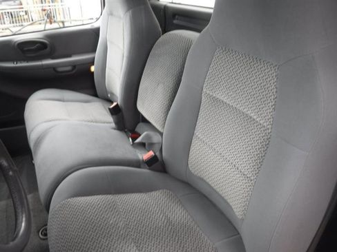 Used 2002 Ford F150 XLT RWD image 29