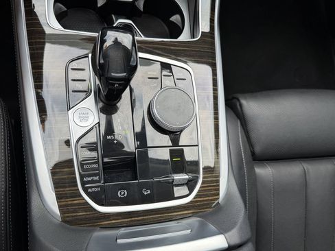 Used 2021 BMW X7 xDrive40i w/ Premium Package AWD/4WD image 28