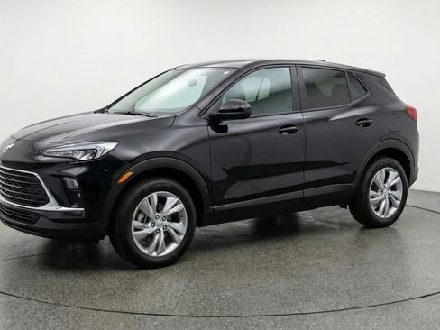 Used 2025 Buick Encore GX Preferred AWD/4WD image 3