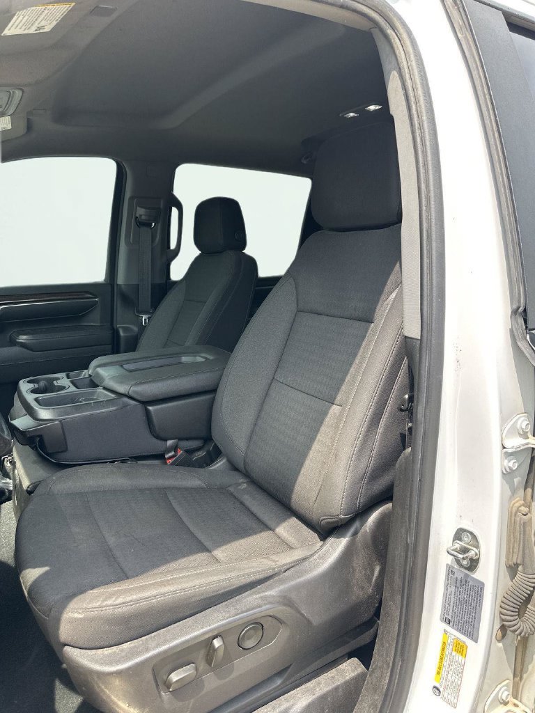 Used 2024 Chevrolet Silverado 2500 LT AWD/4WD image 11