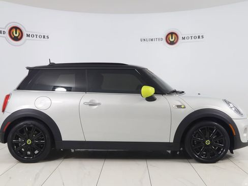 Used 2021 MINI Cooper SE w/ 6.5" Touchscreen Package FWD image 2