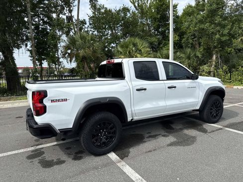 Used 2025 Chevrolet Colorado Trail Boss AWD/4WD image 3