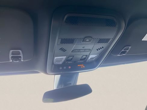 Certified 2024 Cadillac XT5 Premium Luxury image 21