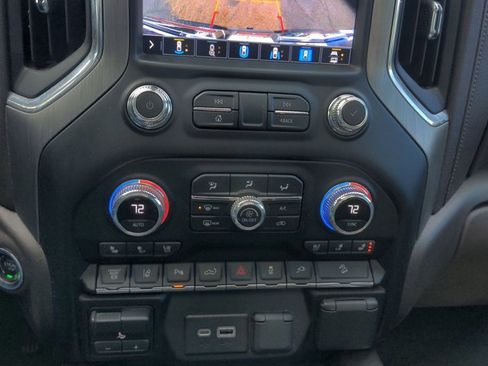 Used 2020 GMC Sierra 2500 Denali w/ Denali Ultimate Package AWD/4WD image 13