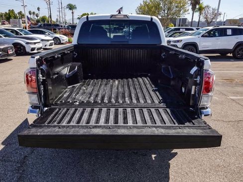 Used 2023 Toyota Tacoma TRD Off-Road image 25