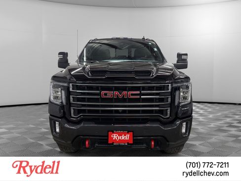 Used 2020 GMC Sierra 2500 AT4 w/ AT4 Premium Package AWD/4WD image 8