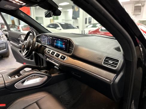 Used 2020 Mercedes-Benz GLS 450 4MATIC image 38