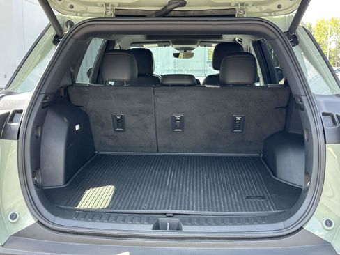 Used 2025 Chevrolet Equinox ACTIV w/ Safety and Technology Package AWD/4WD image 8