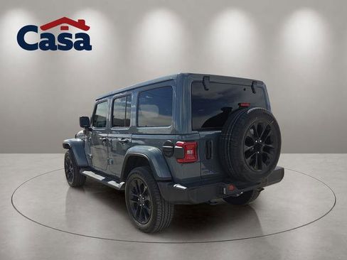 Used 2025 Jeep Wrangler Unlimited Sahara AWD/4WD image 4