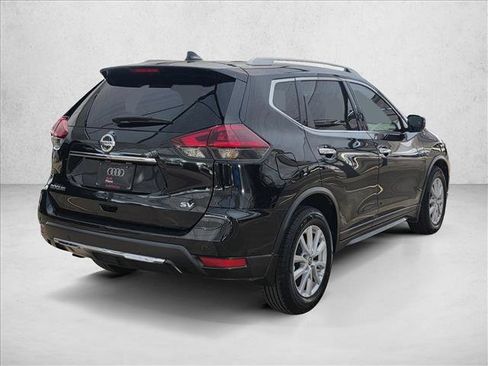 Used 2019 Nissan Rogue SV FWD image 5