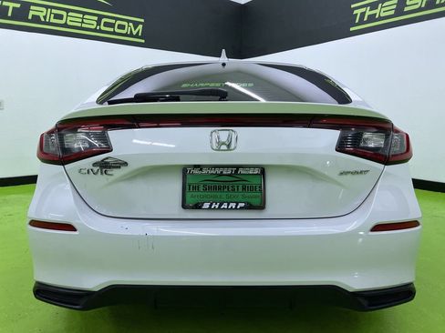 Used 2022 Honda Civic Sport image 8