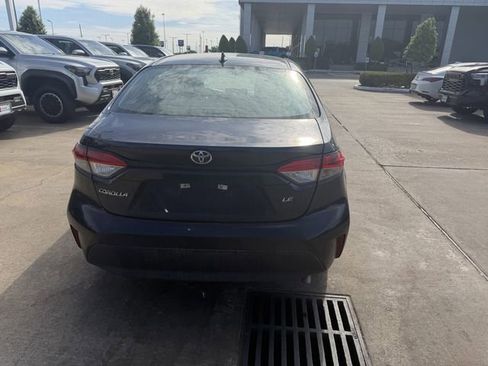 Used 2023 Toyota Corolla LE image 6