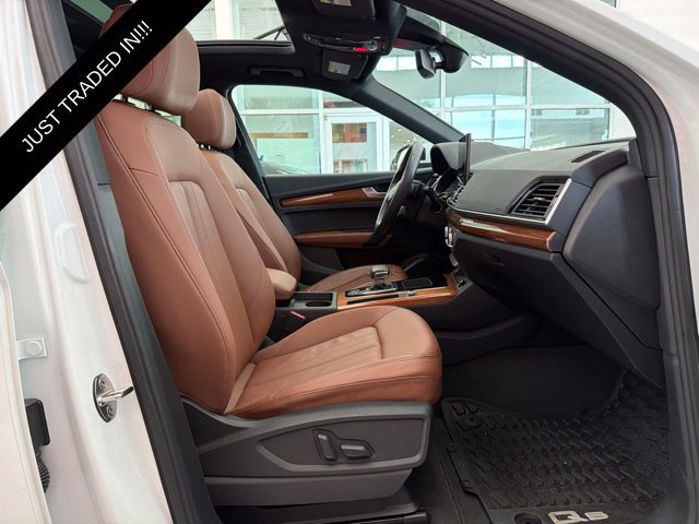 Used 2024 Audi Q5 Premium w/ Convenience Package AWD/4WD image 13