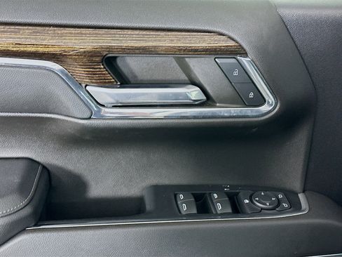 Used 2023 GMC Sierra 1500 Elevation image 15