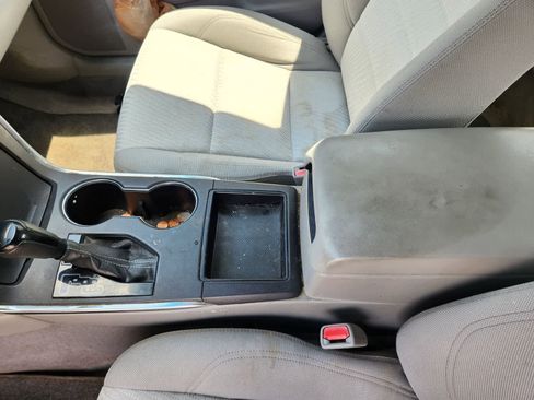 Used 2015 Toyota Camry LE FWD image 11