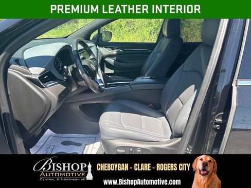 Used 2024 Buick Enclave Essence AWD/4WD image 5