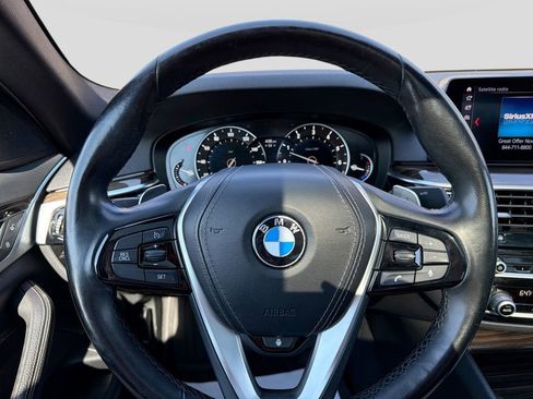 Used 2019 BMW 530i xDrive w/ Convenience Package image 19
