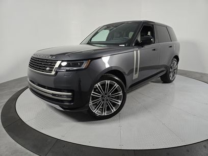 New 2025 Land Rover Range Rover SE
